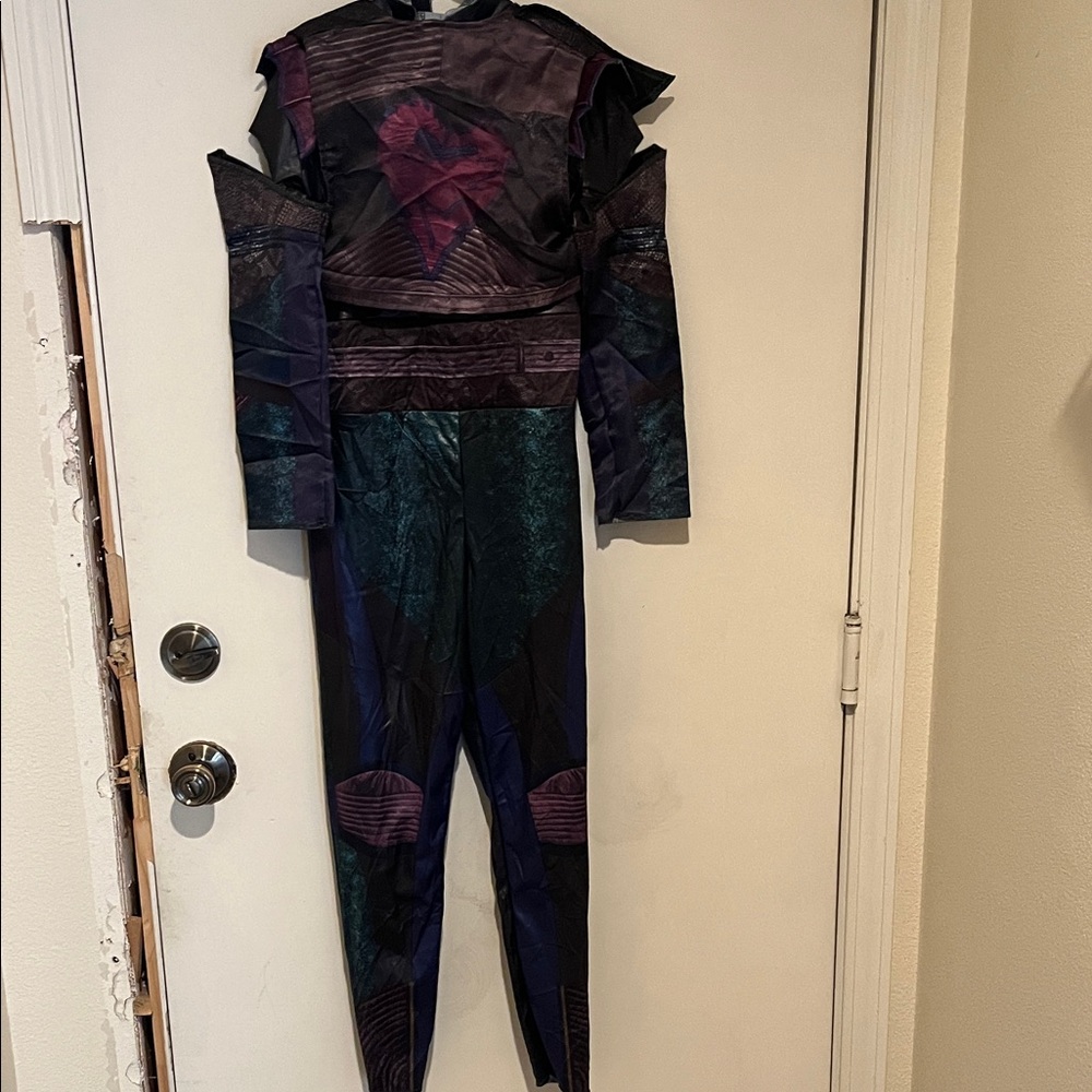 Girls descendants costume